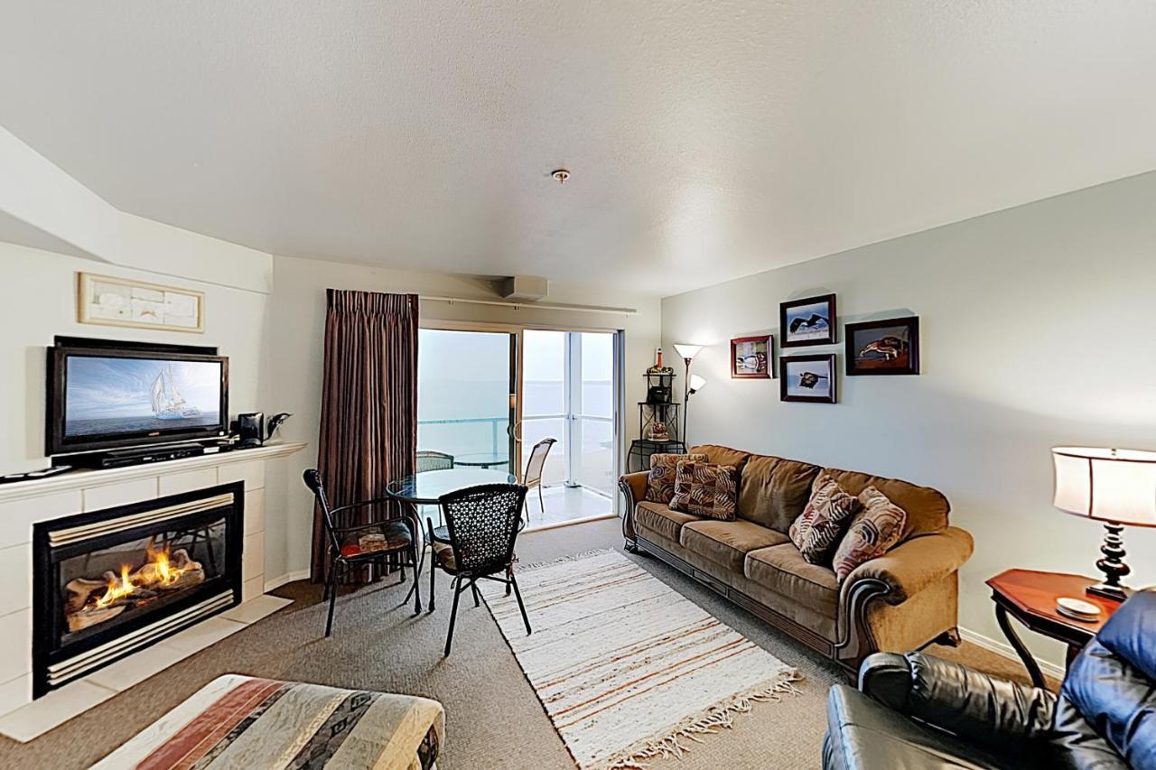 Salishan Beach Waters Edge 아파트 객실 사진