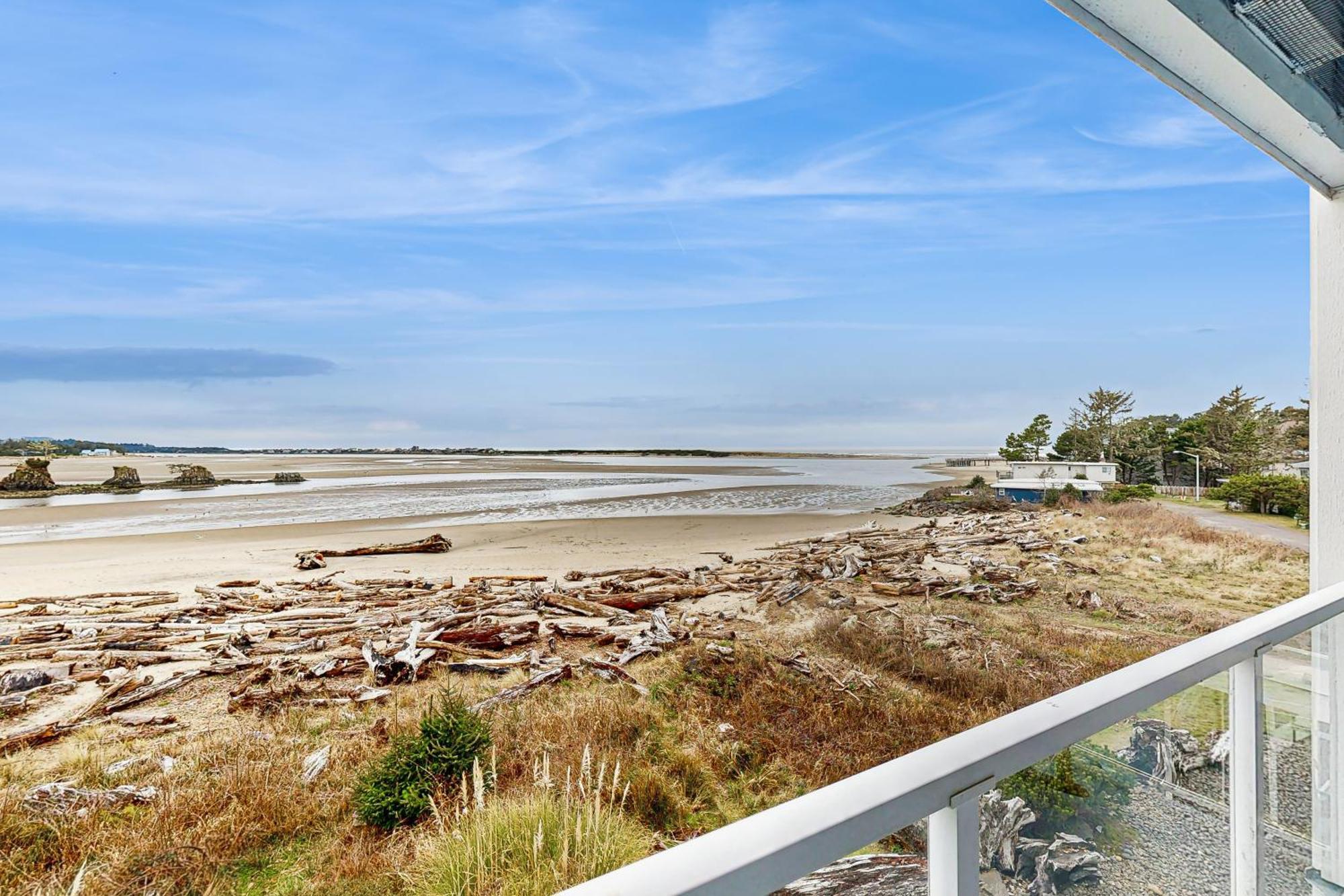 Salishan Beach Waters Edge 아파트 객실 사진